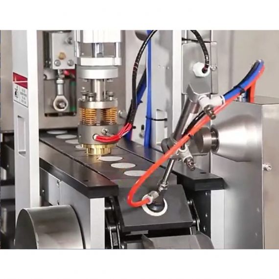 Máquina llenadora y selladora de cápsulas Nespresso de un solo carril - CP4501L