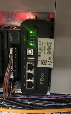 جهاز التحكم عن بعد عبر الإنترنت