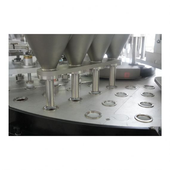 آلة تعبئة كبسولات القهوة الدوارة المبتكرة ذات الأربعة مسارات - CRM704